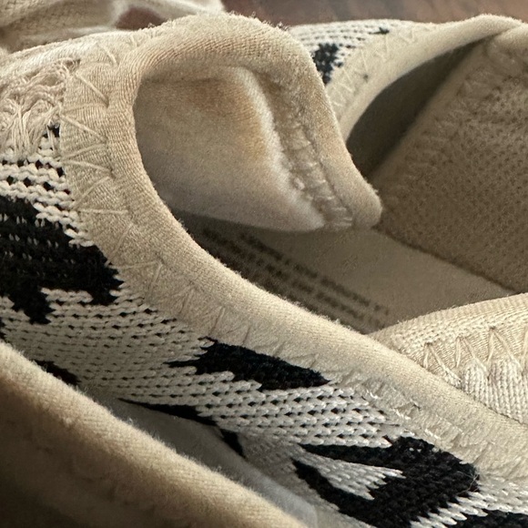 Women’s Adidas Swift Run Cream and Black Leopard Print Sneakers Size 8.5 - Picture 8 of 16